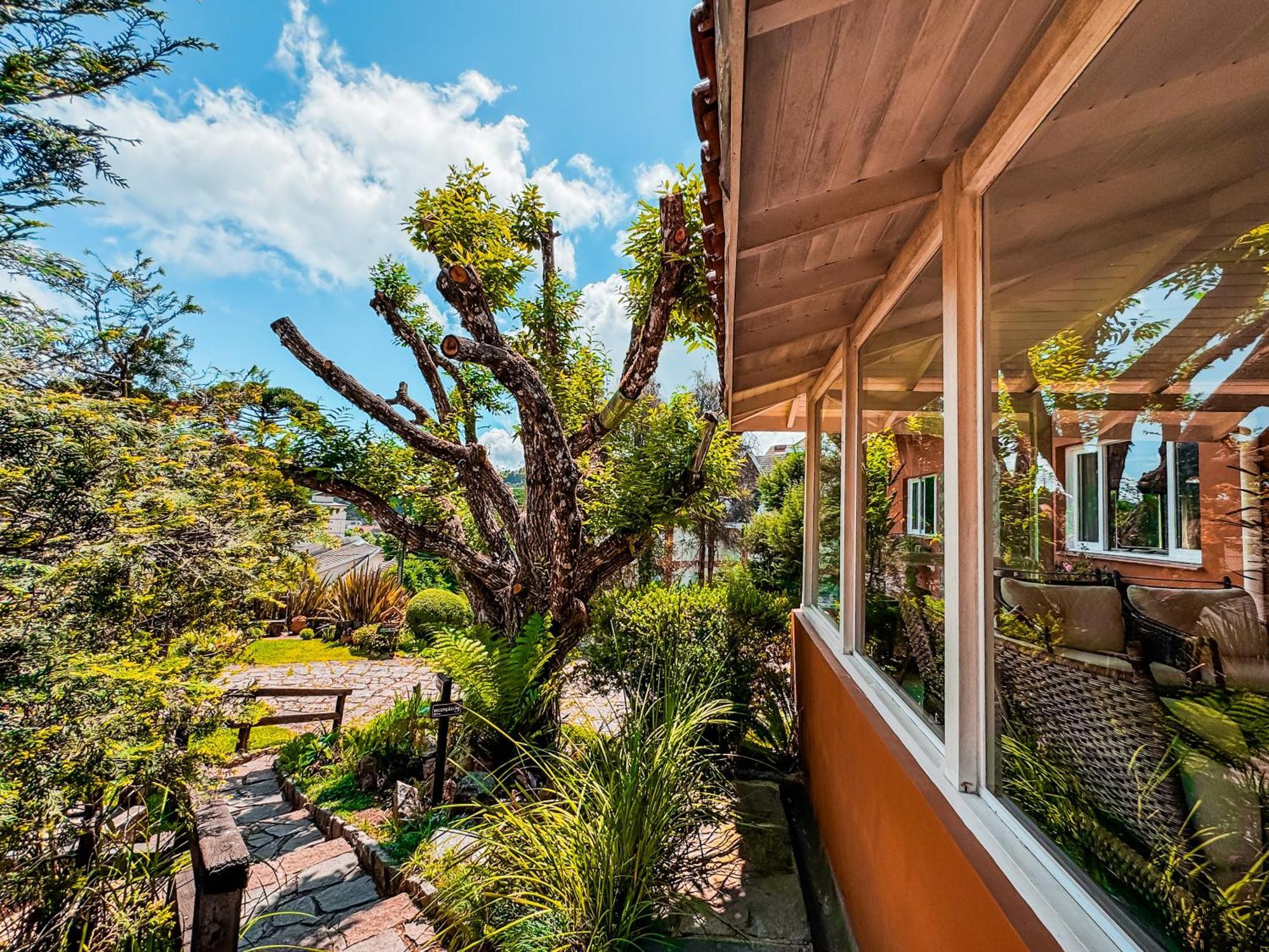 Pousada Victoria Villa By Nacional Inn - A 800 Metros Da Vila Capivari Campos do Jordao Exterior photo
