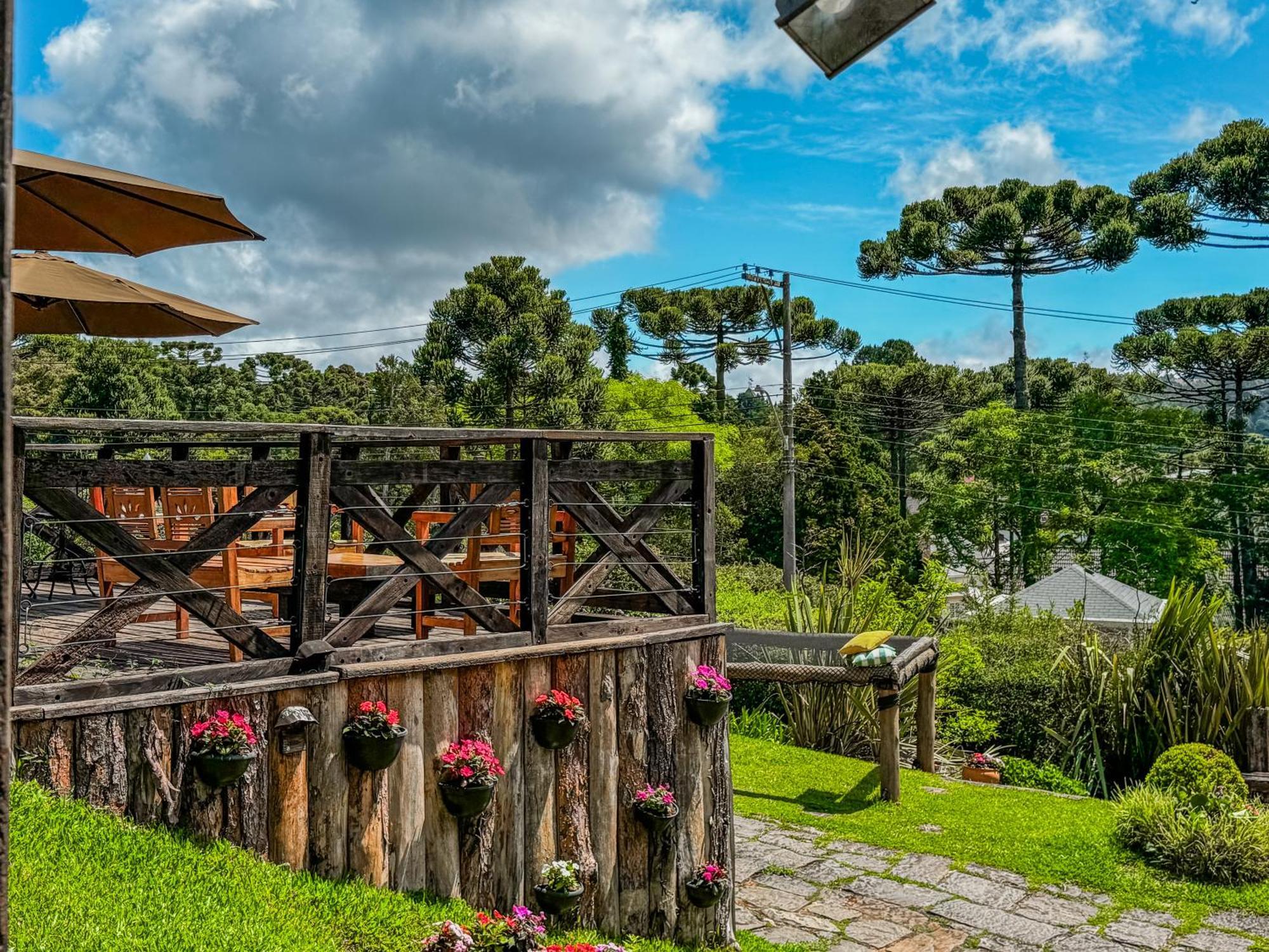 Pousada Victoria Villa By Nacional Inn - A 800 Metros Da Vila Capivari Campos do Jordao Exterior photo